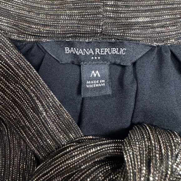Banana Republic Shimmering Tie-Neck Blouse with flutter sleeves size Medium - Picture 3 of 6